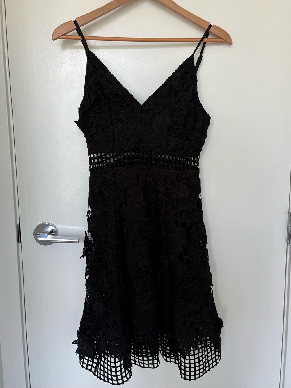 Black Fit & Flare Dress with Flower Appliqué Design Size Small - Akaa